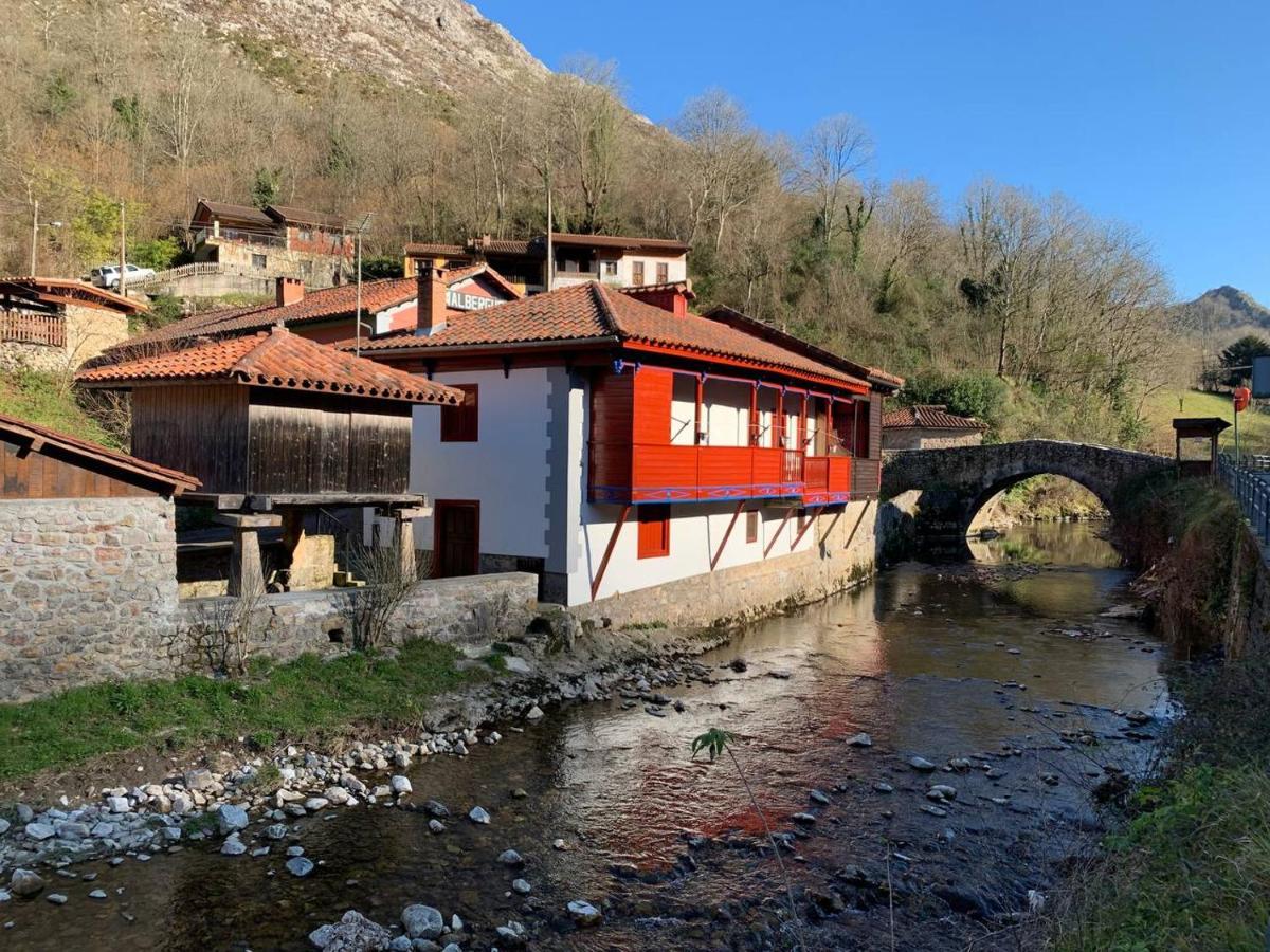 Appartamento Apartamento Rural Lago Ercina Onís Esterno foto